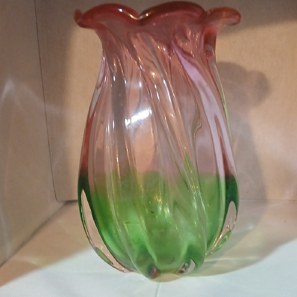 Other - Elegant Pink and Green Glass Vase